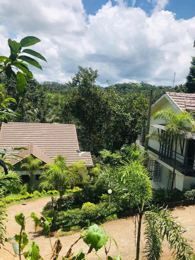 Letstay Vythiri Hill Palace Luaran gambar