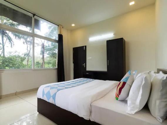 Letstay Vythiri Hill Palace Bilik gambar